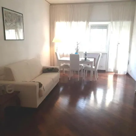 Luminoso Pamphili * Rome